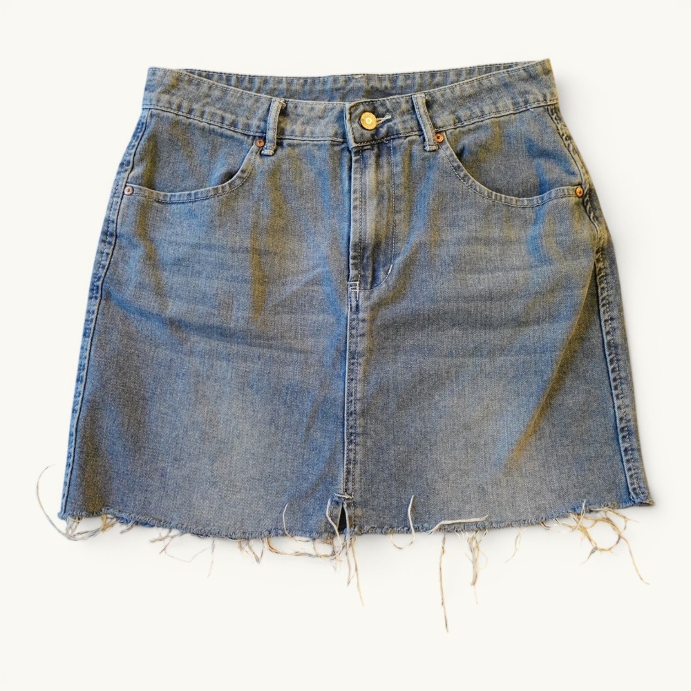 Happily Grey Blue Denim Cutoff Mini Skirt Raw Hem Size 7/27